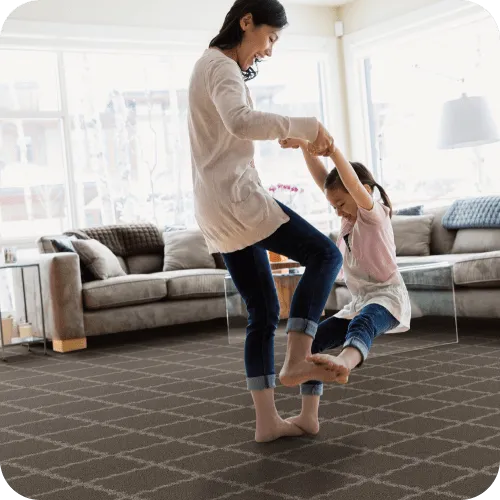Happy mom child | Yates Flooring
